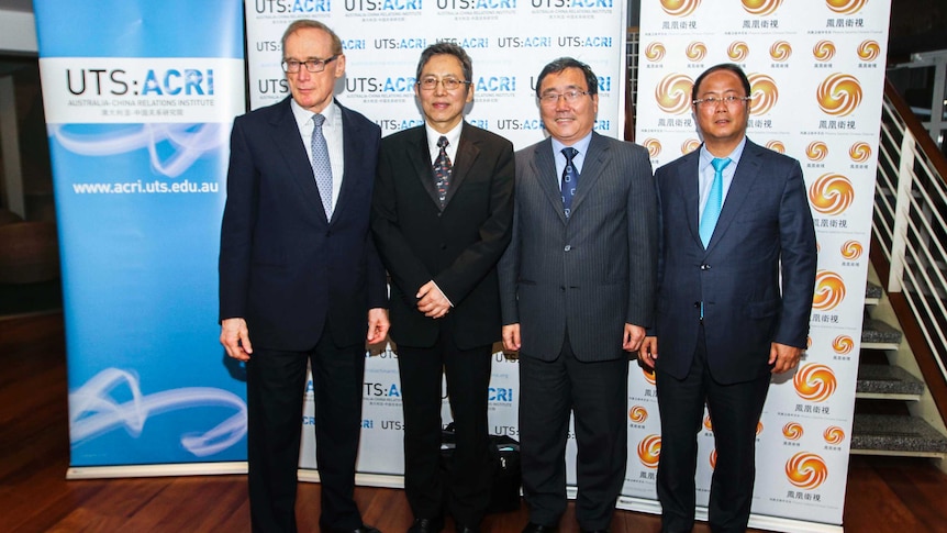 Huang Xiangmo poses with Bob Carr at the University of Technology Sydney.