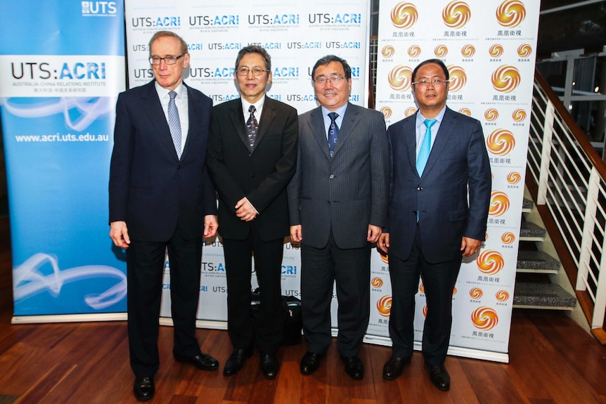 Huang Xiangmo poses with Bob Carr at the University of Technology Sydney.