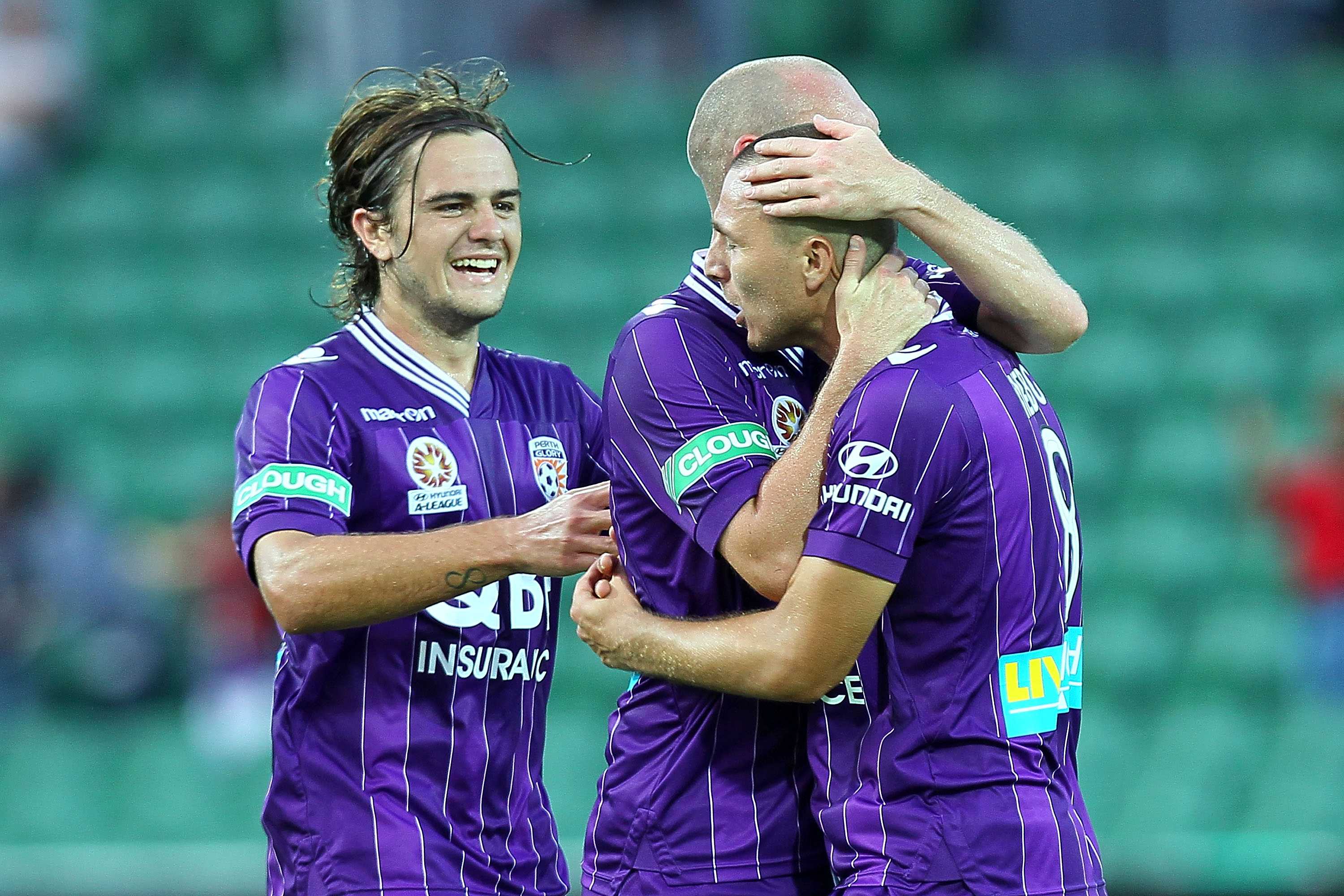 Perth Glory Stuns Newcastle Jets With Two Quick Goals To Win A League Clash 2 1 In Perth Abc News