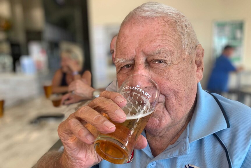Hotel regular Malcolm Roberts sipping a been in the Kirra Hotel public bar