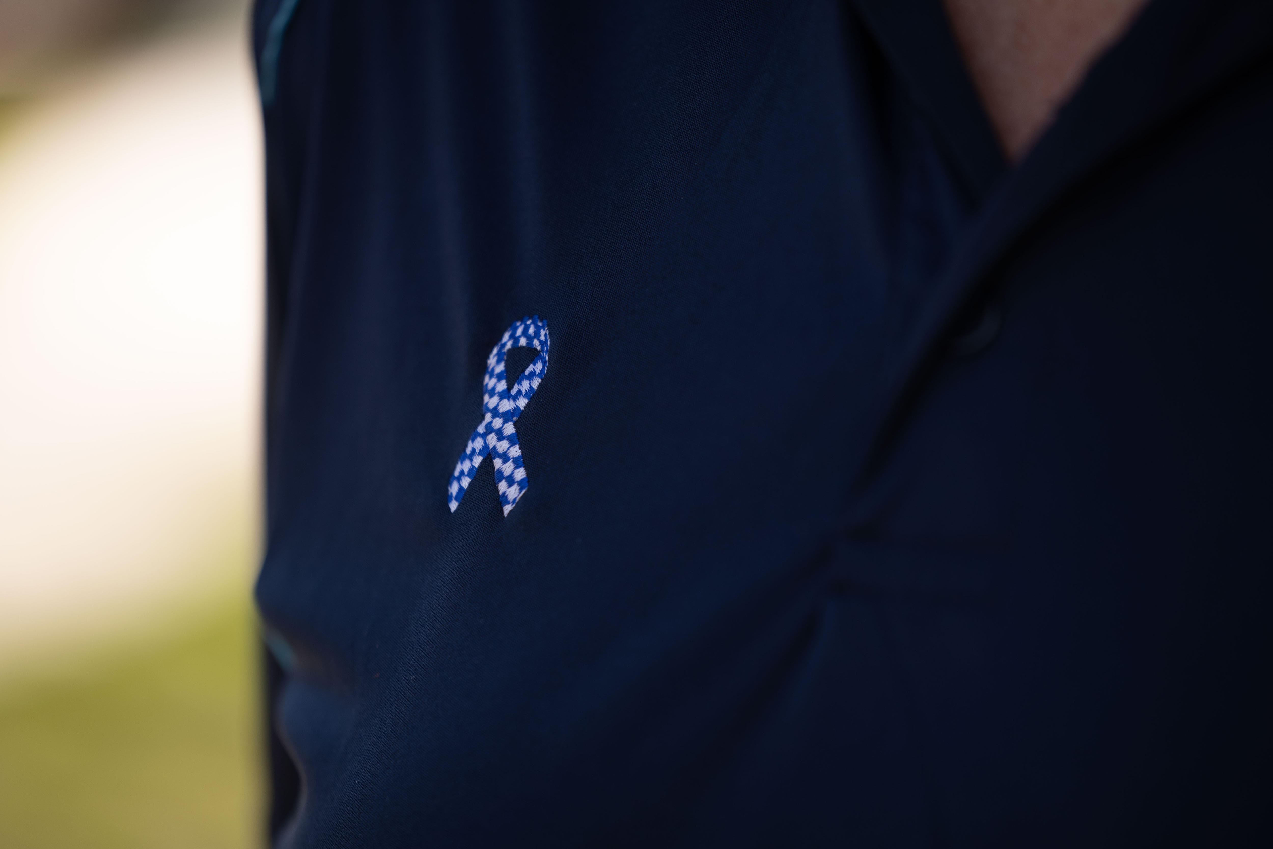Close up of a Victoria Police Blue Ribbon