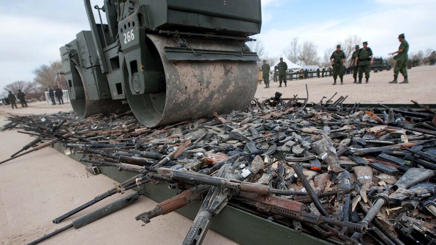 The Mexican army destroys thousands of guns