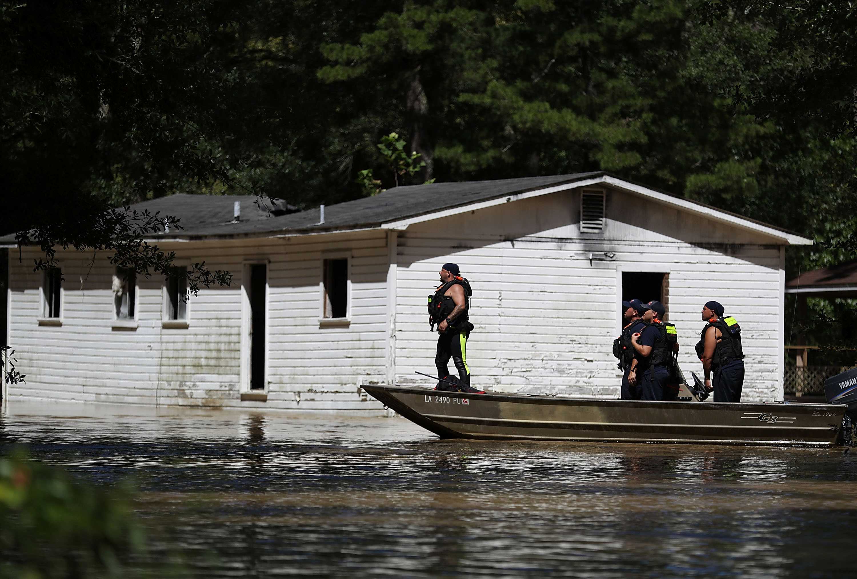 Louisiana floods: Toll rises as authorities declare more disaster zones ...