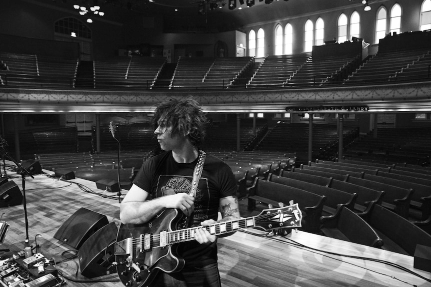 Ryan Adams sound check