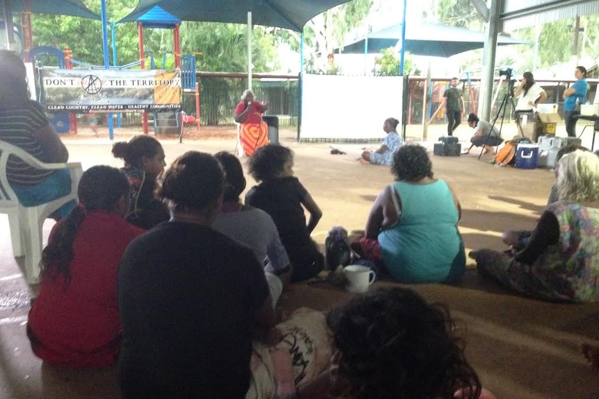 Jilkminggan community anti-fracking meeting