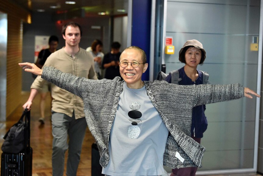 刘霞于周二抵达芬兰万塔（Vantaa）的赫尔辛基国际机场。