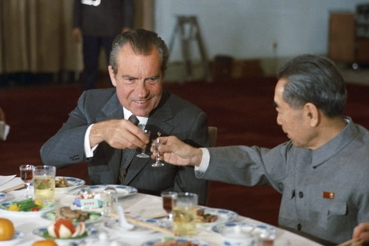 S President Richard Nixon and Chinese Premier Zhou Enlai toast in 1972