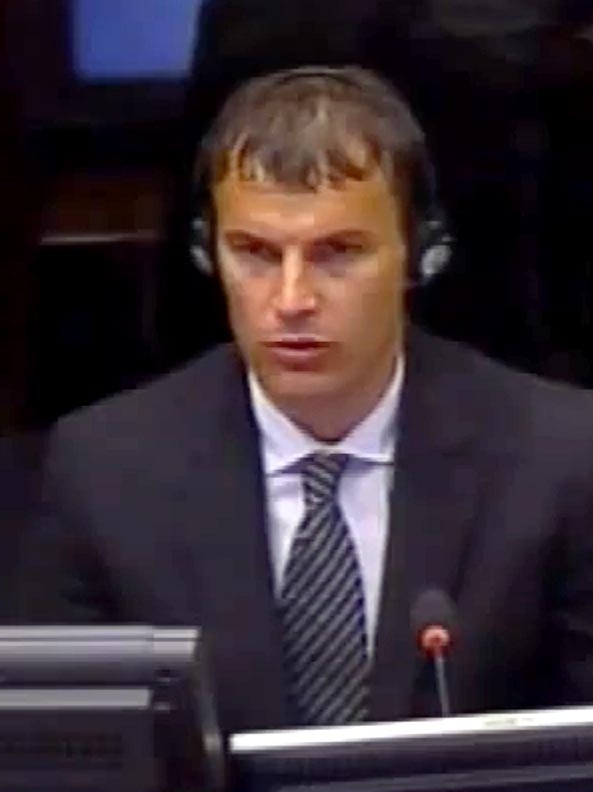 Elvedin Pasic speaks at the trial of Ratko Mladic.
