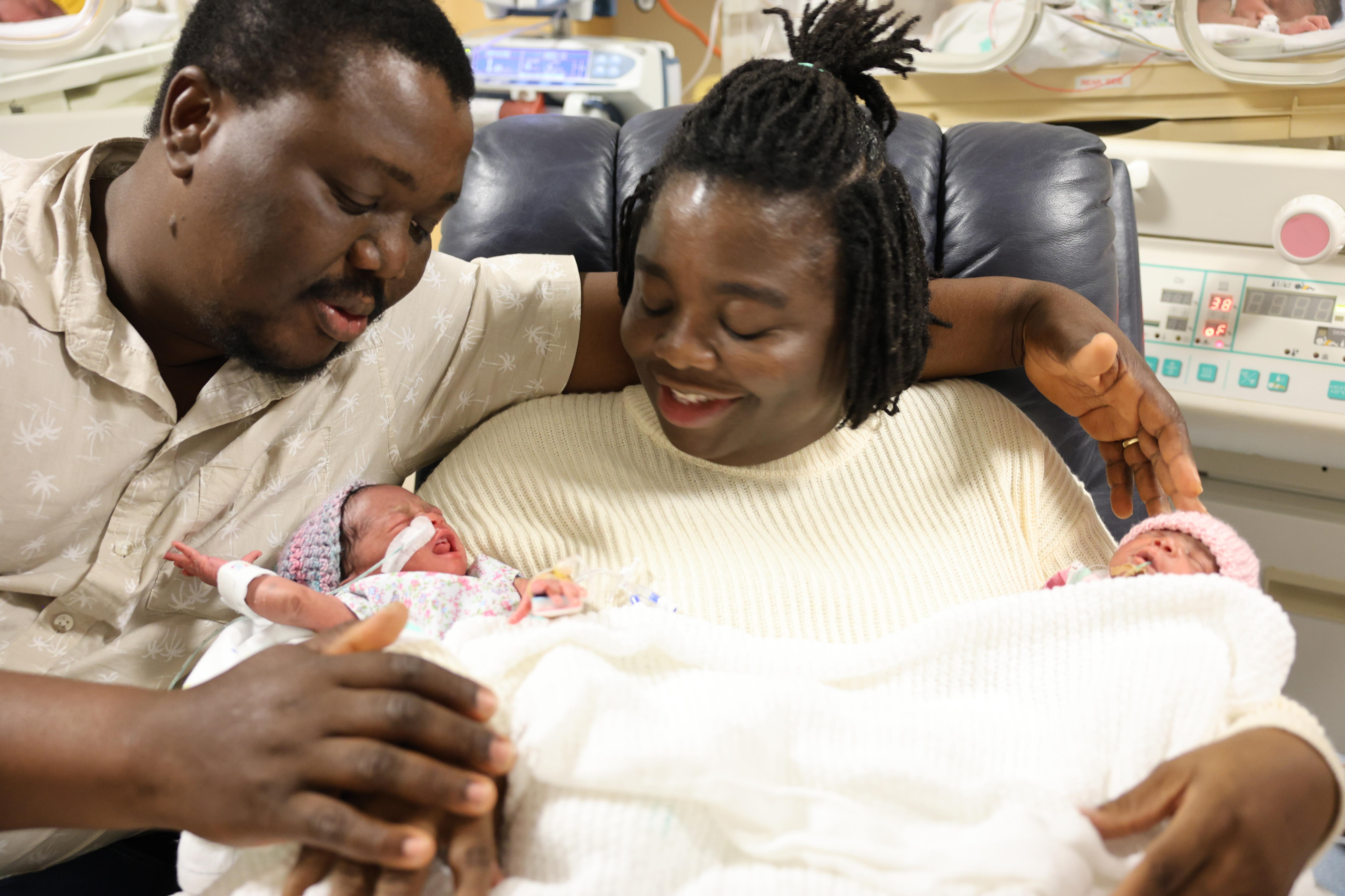 WA couple expecting triplets deliver rare quadruplets in first such birth since 2020 — image 4