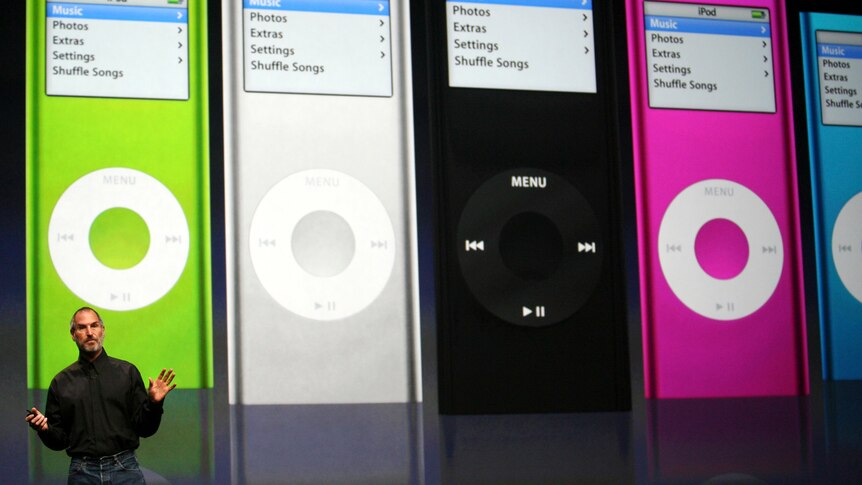 Steve Jobs introduces iPod Nano