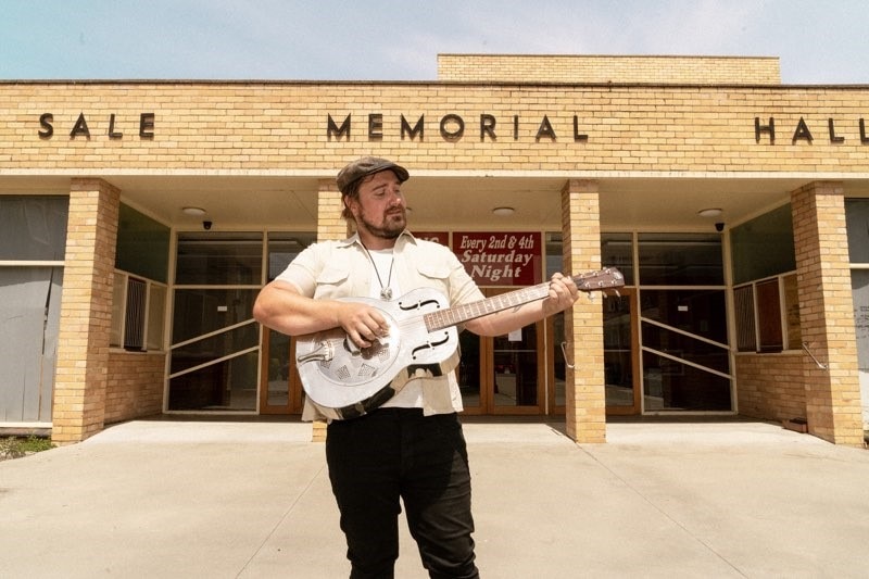 Harry Hook stands in front of the Sale Memorial Hall  