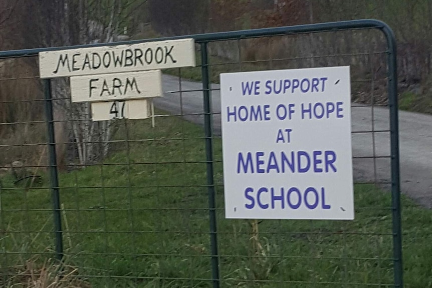 Sign in support of Meander drug rehab centre