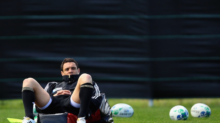 Calf injury ... Dan Carter