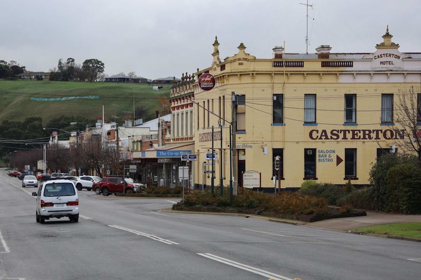 Casterton main street