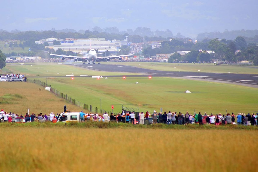 The City of Canberra makes its landing at Illawarra Airport