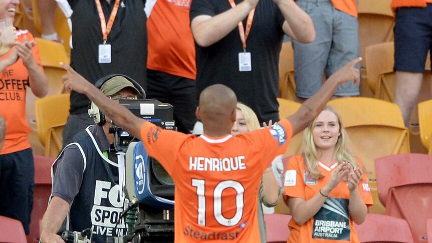 Henrique celebrates his equaliser against Perth Glory