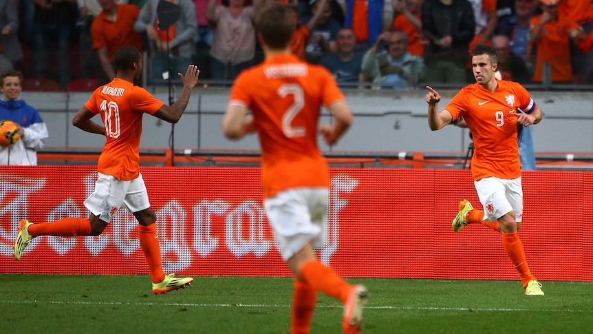 Van Persie scores against Ecuador