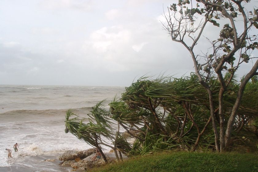 Darwin beach after Cyclone Helen in 2007