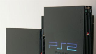 Sony has recorded falling sales of the Playstation 2 games console.