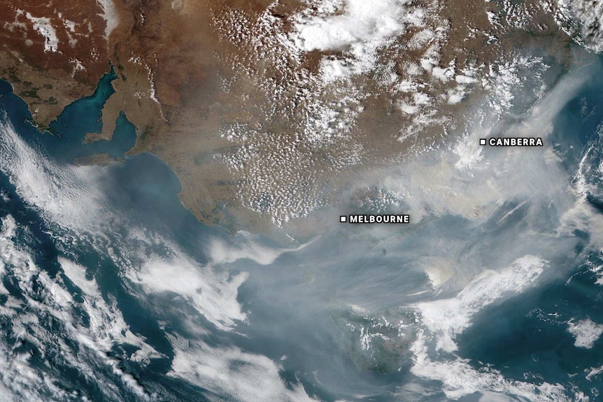 Satellite imagery showing plumes of smoke descending upon Canberra and Melbourne