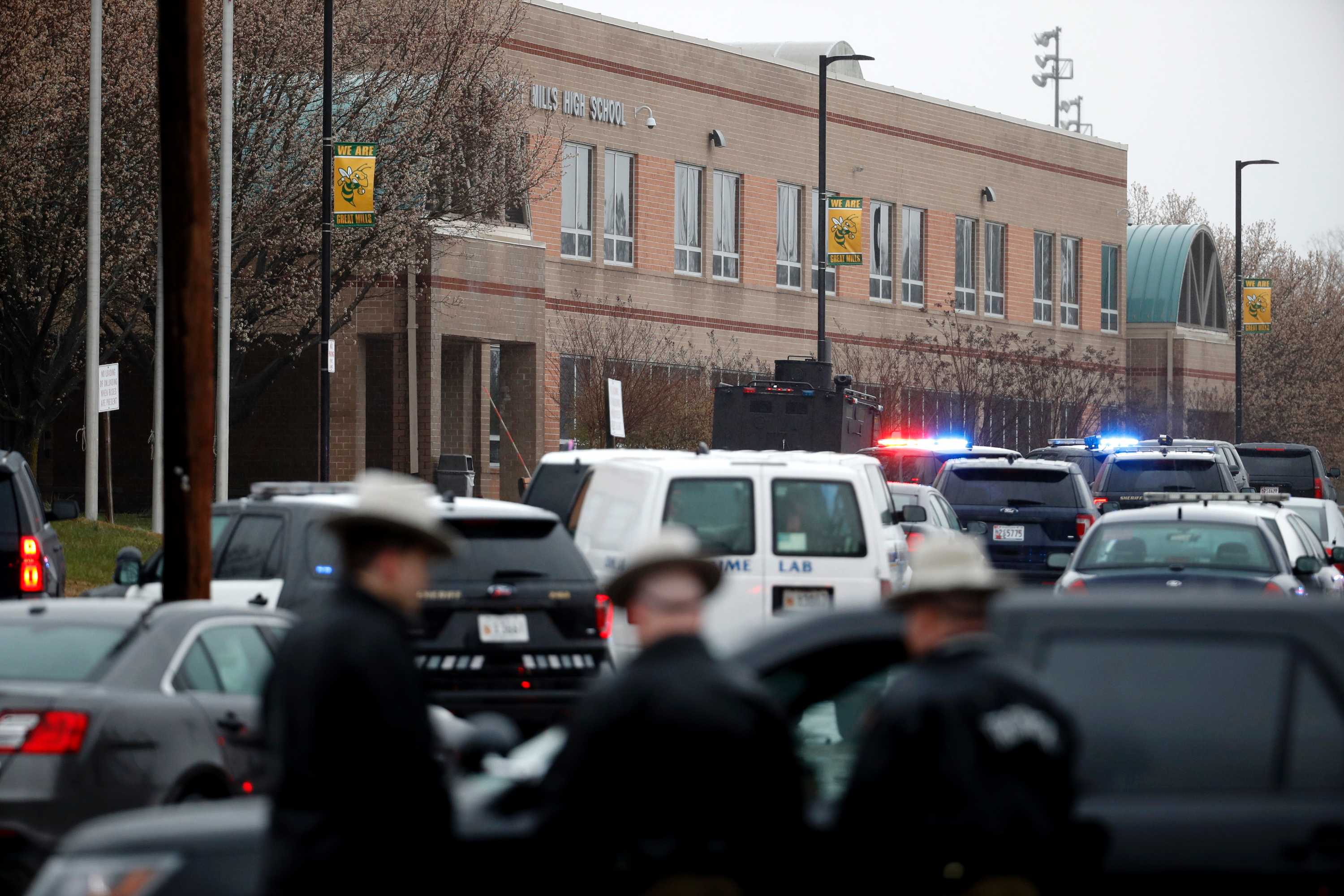Gunman shoots two fellow students at Maryland high school, dies after ...