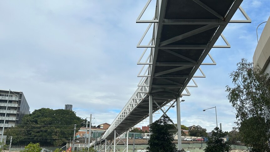 Kelvin Grove to Brisbane Girls Grammar School bridge to be half