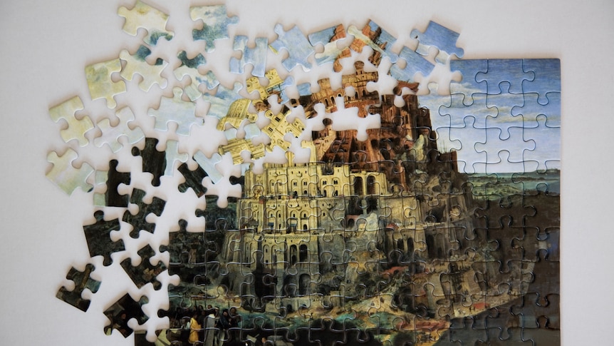 A jigsaw puzzle of the Tower of Babel painting, seen from overhead