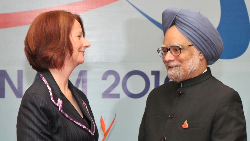 Indian Prime Minister Manmohan Singh and Prime Minister Julia Gillard. (AFP: M. Asokan)