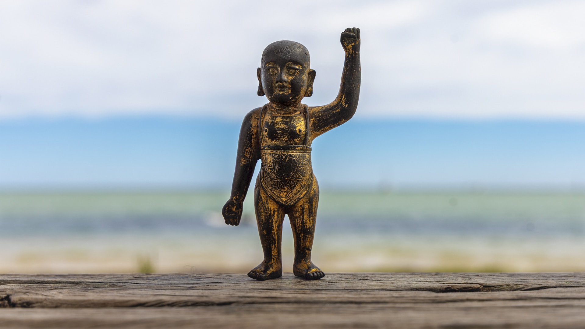 Ming Dynasty statue unearthed in WA back in Chinese hands
