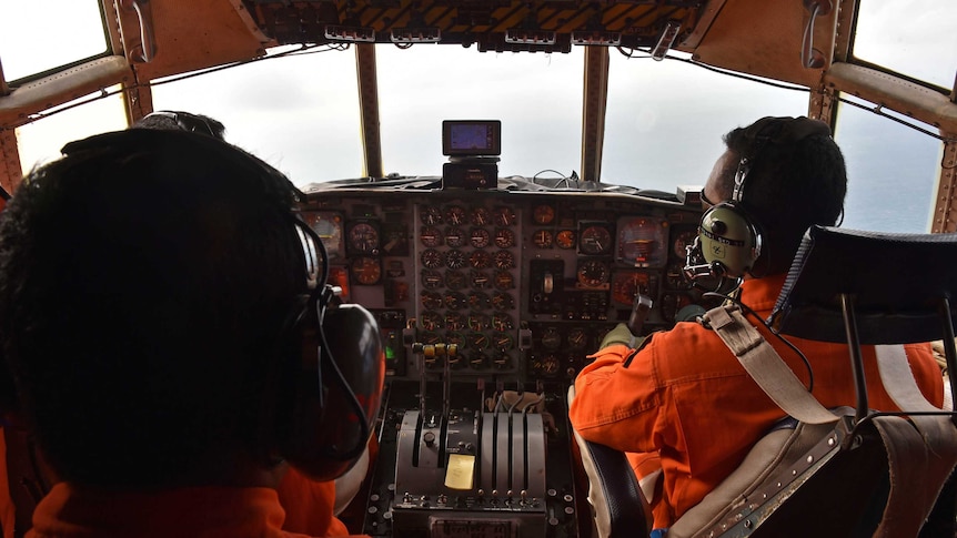 C-130 Hercules aircraft searches for AirAsia QZ8501