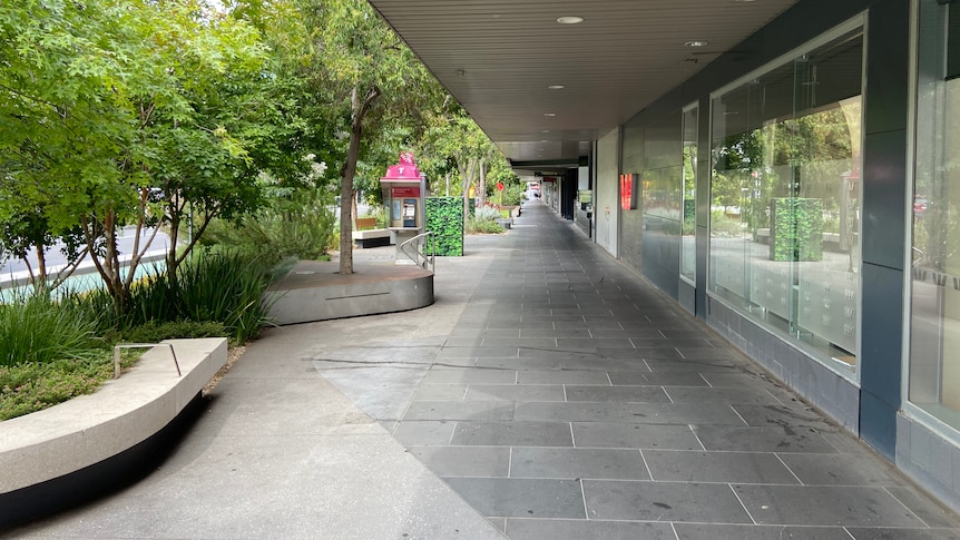 A Geelong street empty of people.