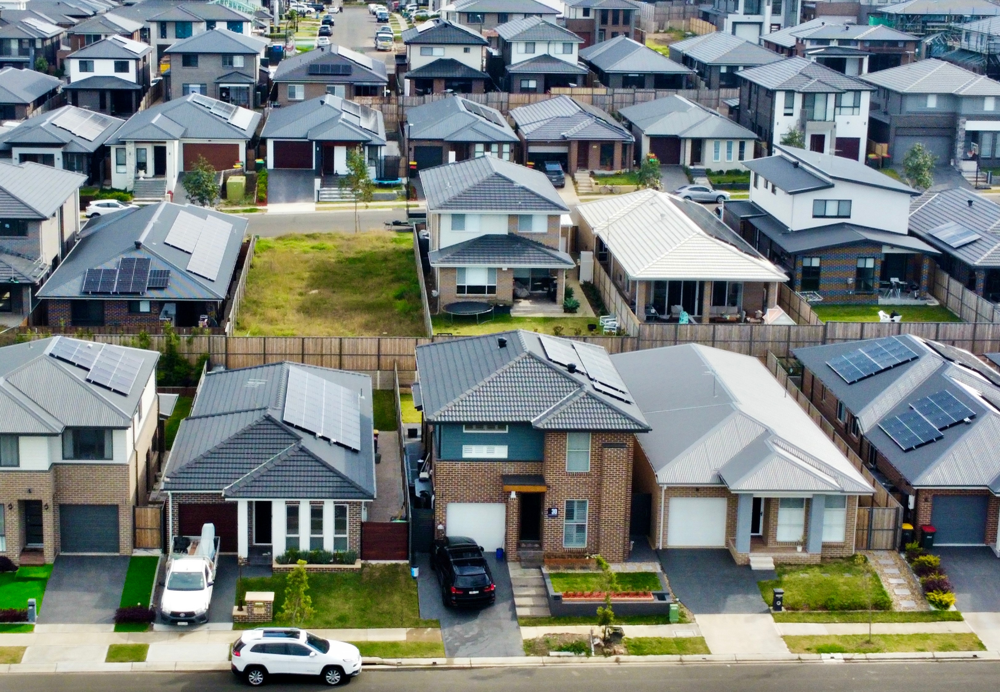 Can the Reserve Bank swim against the global rising tide of interest rates?
