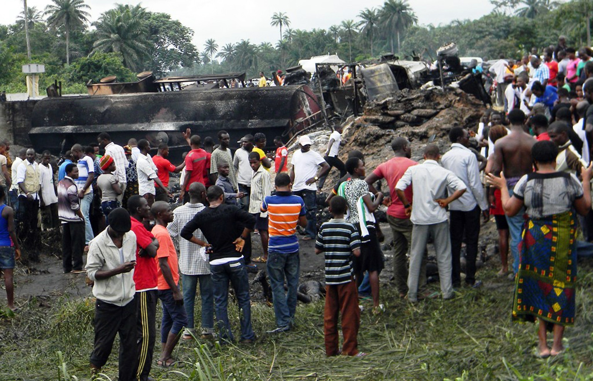 100 People Dead After Nigerian Tanker Fire - ABC News