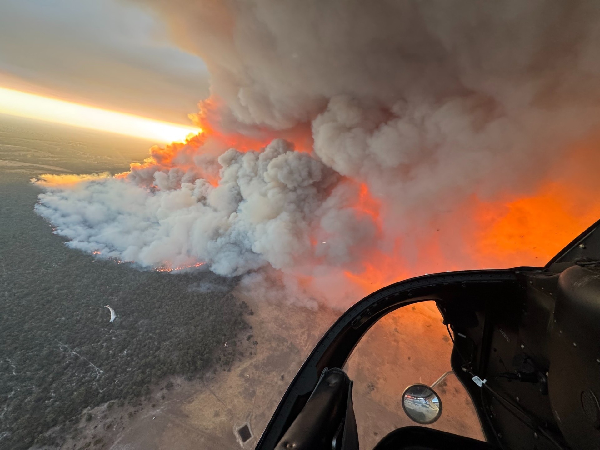 Emergency services under pressure as suspicious fires triple in WA's South West