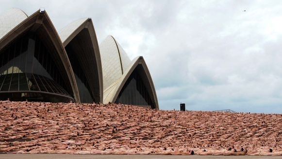 More than 5000 Sydneysiders pose nude on the steps of the Sydney Opera House