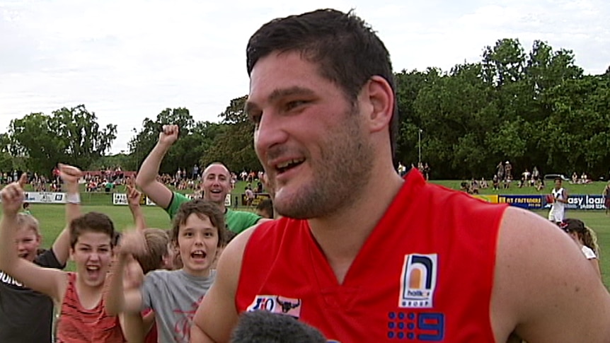 20111024 brendan fevola NTFL Waratahs