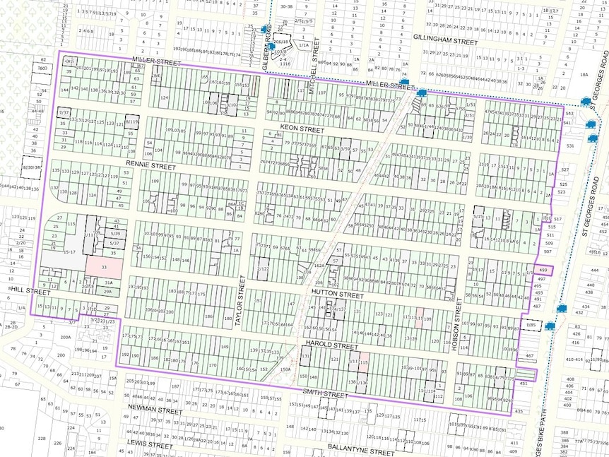 Map shows bird's-eye view of property and streets in Melbourne suburb of Thornbury, with heritage value properties colour-coded