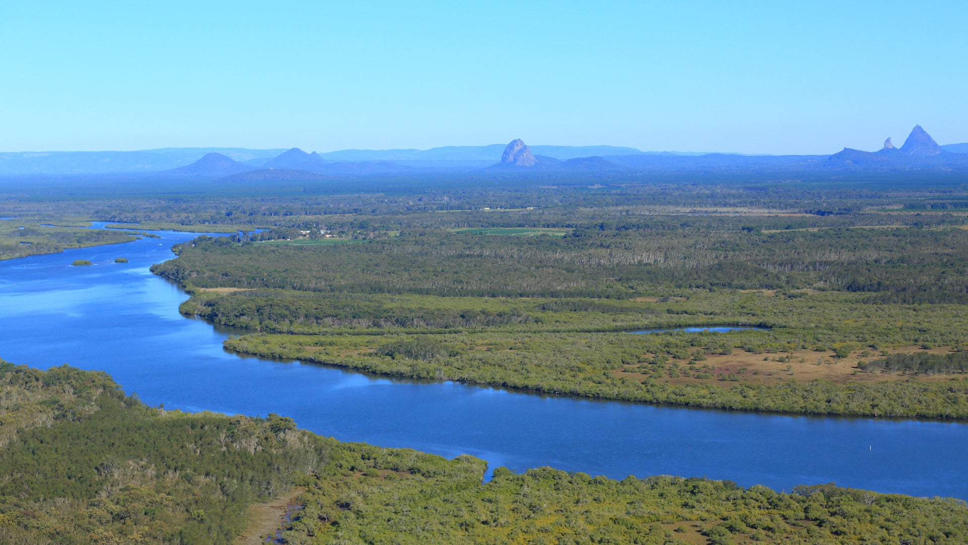 Aerial shot of Pumicestone passage