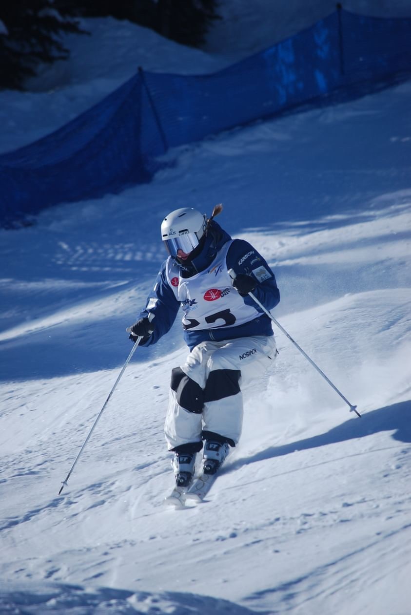 «Вышедшие из-под контроля» сексуальные домогательства, газлайтинг и невыполнение обещаний затрагивают спортсменок
