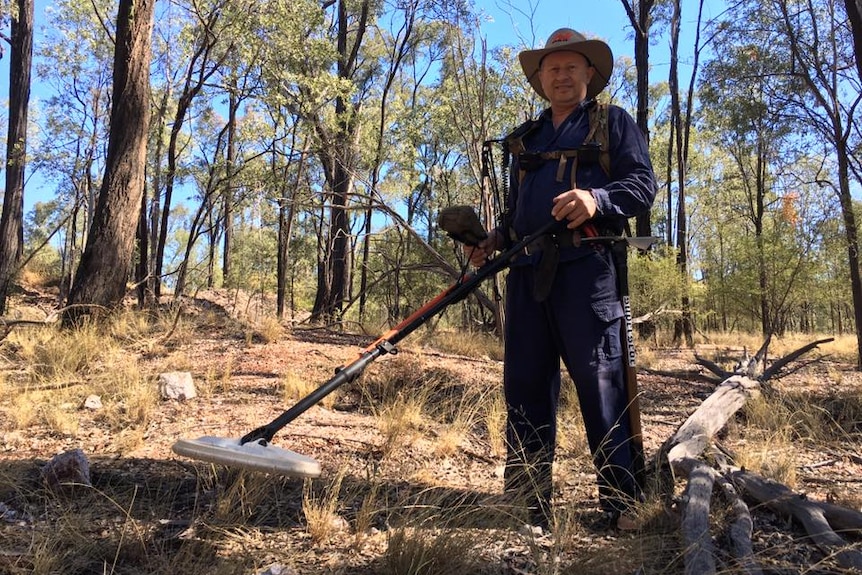 Gold prospector Allan Gravina searching goldfields near Clermont.