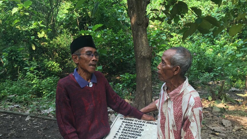 Muchran and Sukar near memorial