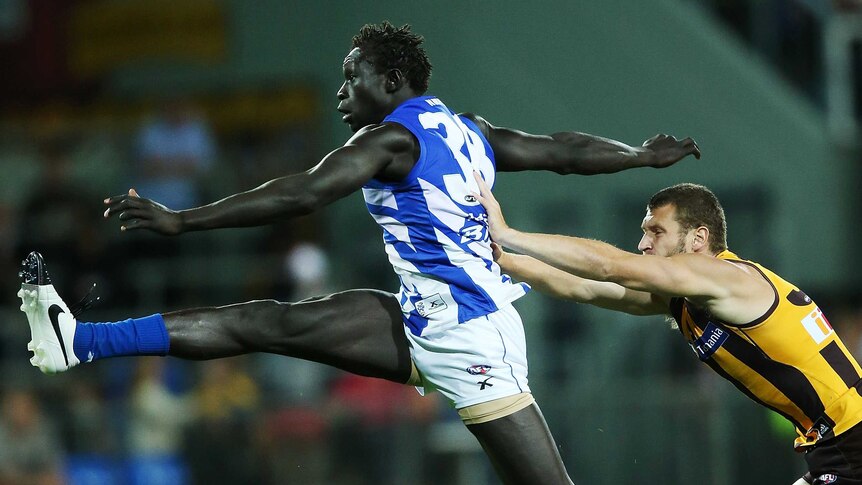 Majak Daw in actoin for North Melbourne
