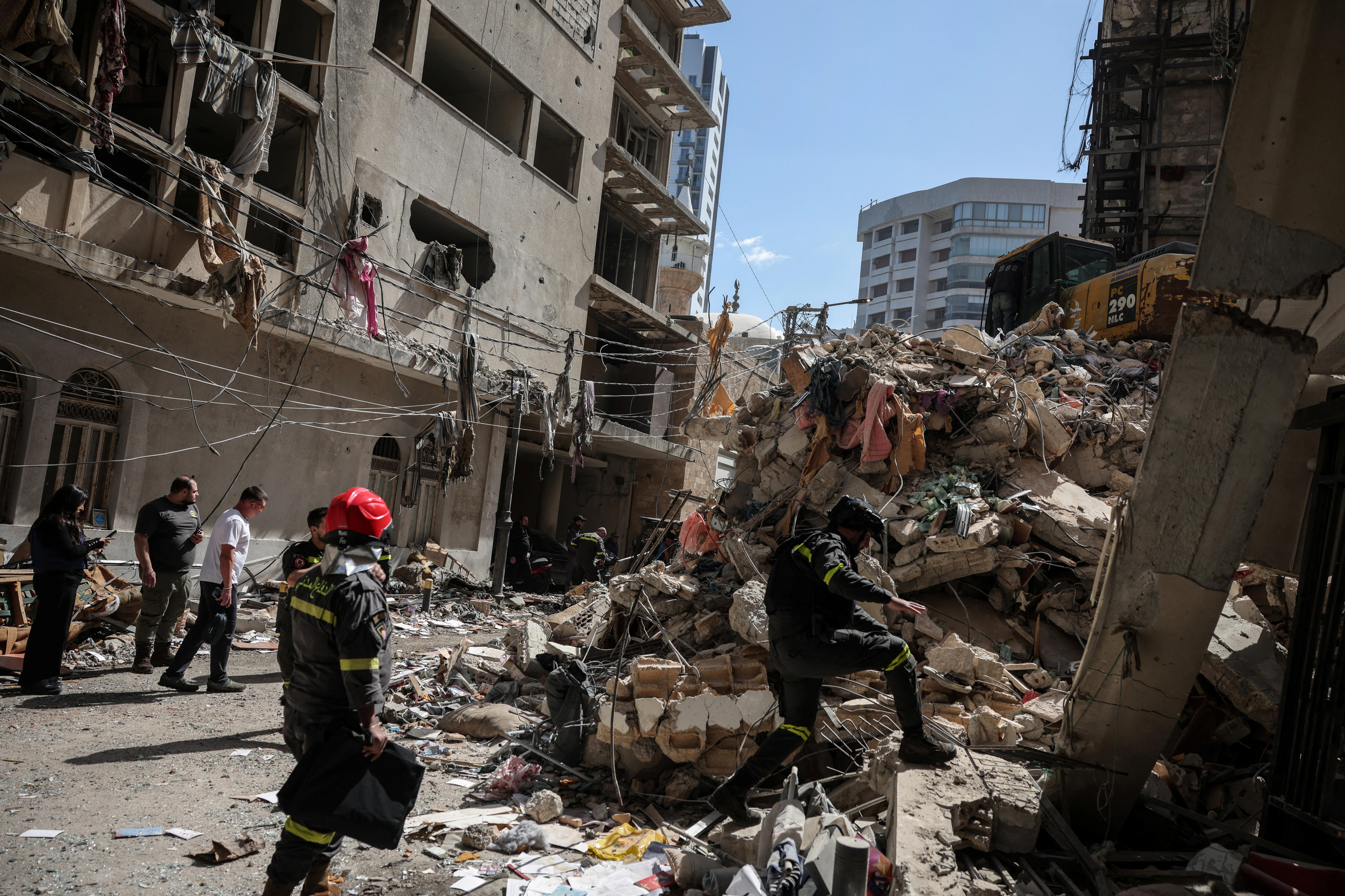 Israel and Lebanon to hold ceasefire talks - ABC listen