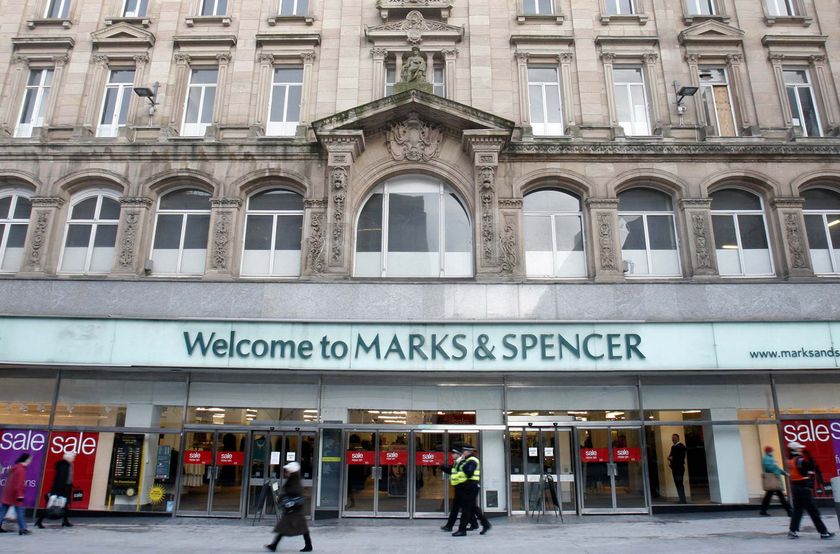 Магазины в великобритании mark spencer. Основной здания marks & spencer. Marks and spencer logo. Marks spencer авиапарк. Маркс и спенсер логотип.