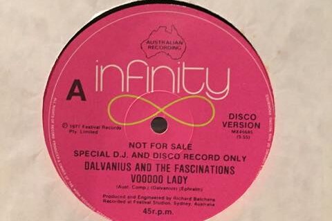 Dalvinus & Fascinations Voodoo Lady single