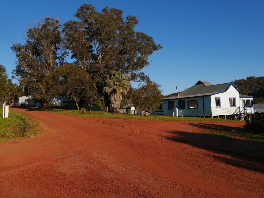 Main street of Roelands village