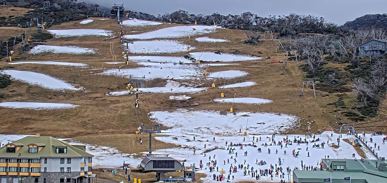 Nervous wait for snow after 'terrible' start to NSW ski season
