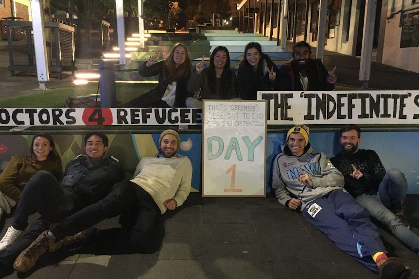 Nine young people get ready to sleep-out for refugees