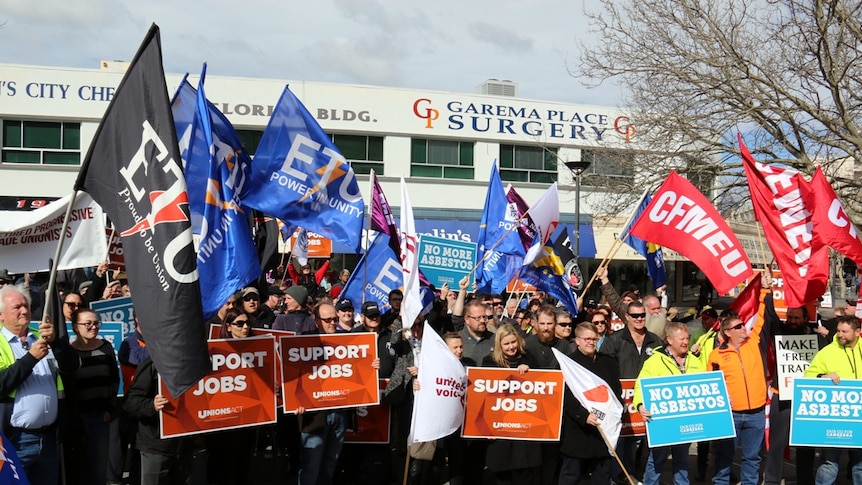 Unions rally in Canberra