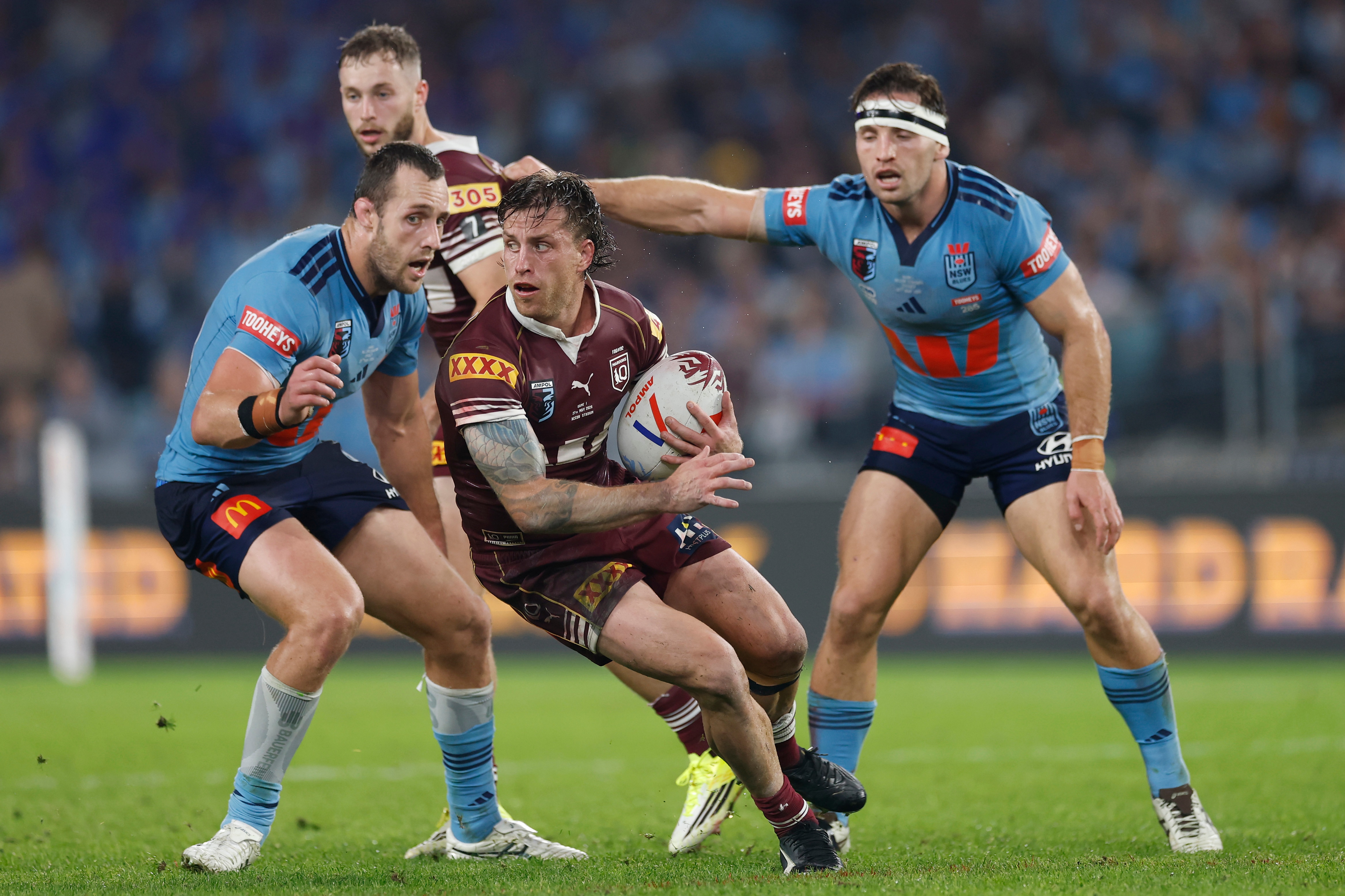 Live: Origin series on the line as Blues and Maroons light up MCG for Game II